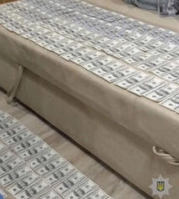 Полтавській лікарці за оформлення фіктивних інвалідностей призначили заставу