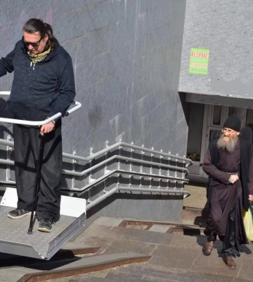 В Одесі відновили роботу електричних підіймачів для людей з інвалідністю біля залізничного вокзалу