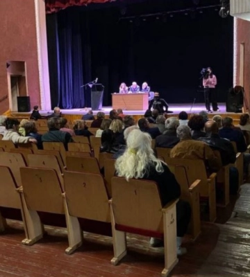 &quot;Лютый кринж&quot;: жители Червонограда предложили переименовать город в Червоноград