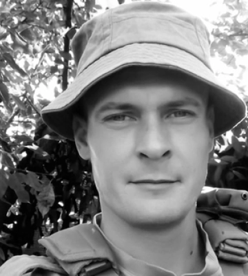 Востаннє їде додому: на Волині зустрічатимуть тіло Героя Андрія Степанова