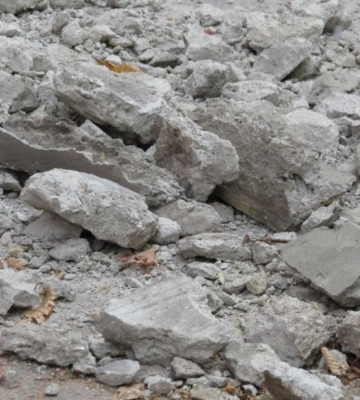 Чоловіку, який забив бетоном жінку на смерть на Харківщині, дали 8 років