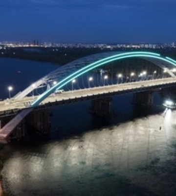 Будували 30 років: коли в Києві відкриють Подільсько-Воскресенський міст