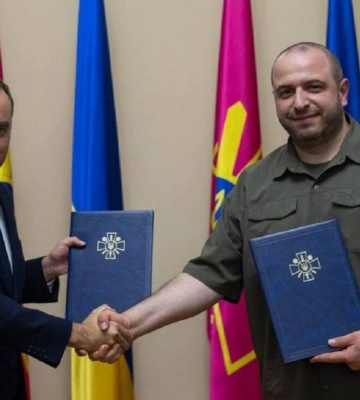 Французькі компанії-виробники зброї підписали близько 20 контрактів в Україні