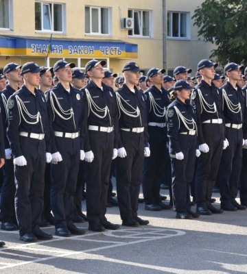 У Кропивницькому курсанти Донецького державного університету внутрішніх справ склали присягу (фоторепортаж)