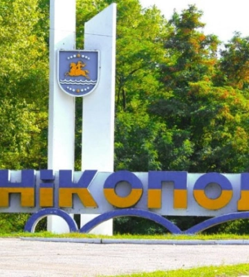 Через нічні обстріли Нікопольщини поранень зазнала 78-річна жінка