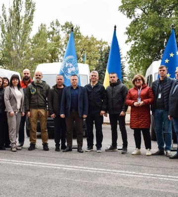 Міжнародні партнери передали трьом громадам Миколаївщини спецавтомобілі для надання соцпослуг