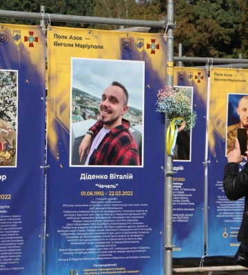 Виставка «Янголи Маріуполя» відбувається у двох українських містах