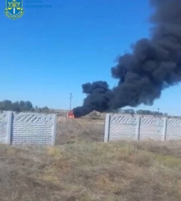Войска РФ обстреляли кладбище и ритуальный транспорт в Херсонской области: есть раненые