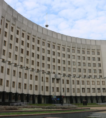 Повідомили про замінування будівлі Волинської облради. Людей евакуюють