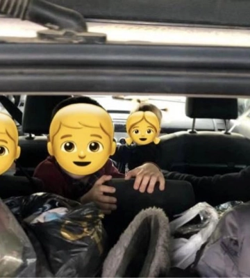 На Рівненщині патрульні зупинили водія, який перевозив чотирьох дітей без автокрісел