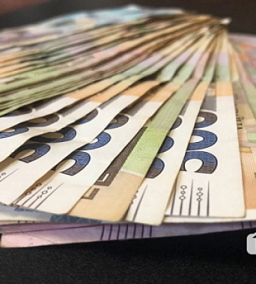 Привласнили бюджетні кошти: на Дніпропетровщині викрили підозрюваних посадовців