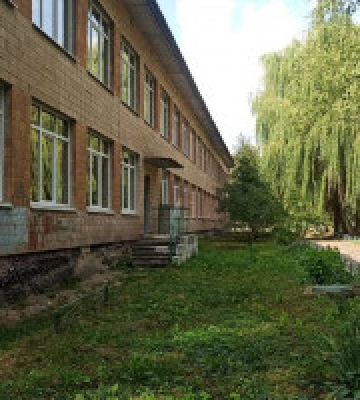 На Київщині підрядника підозрюють у привласненні 280 тисяч гривень на відбудові навчальних закладів