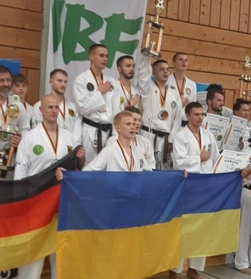 11 медалей різного ґатунку вибороли дніпровські спортсмени на чемпіонаті Європи з рукопашного бою