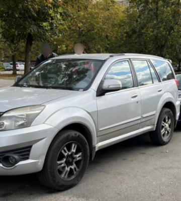 У Києві автівки потрапили у ДТП без водіїв за кермом