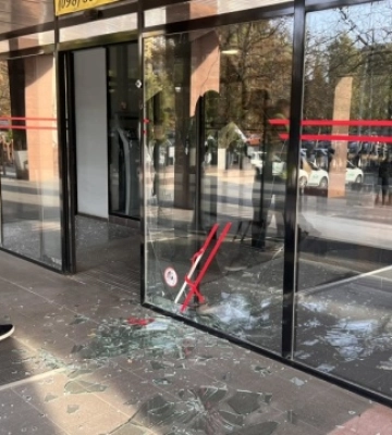 У Києві чоловік влаштував стрілянину в бізнес-центрі - зловмисника затримали