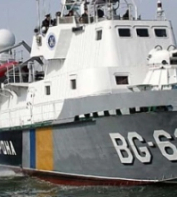 У ВМС підтвердили пошкодження російського корабля біля окупованого Севастополя