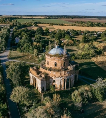 Руїни величі. Як на Полтавщині занепадає одна з найбільших усипалень України