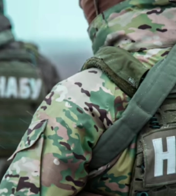 Бывшего мэра Одессы подозревают в завладении аэропортом: НАБУ объявило в розыск Бывшего мэра Одессы подозревают в завладении аэропортом: НАБУ объявило в розыск