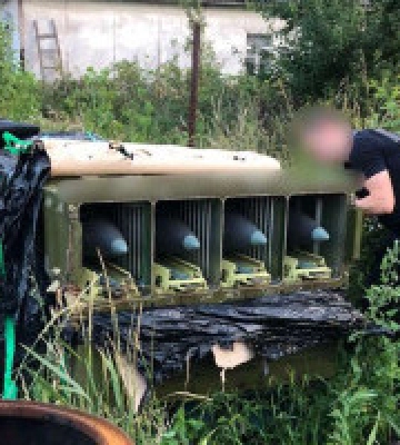 На Київщині двоє чоловіків зберігали ЗРК окупантів з боєприпасами на 30 млн гривень 
