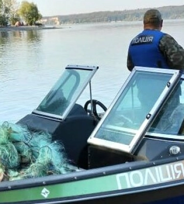 11 мішків риби та кілометр браконьєрських сіток виявили і вилучили під Кременчуком
