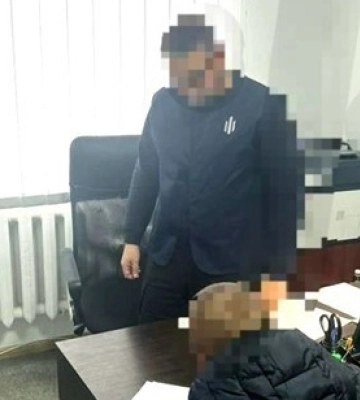У Тернополі двом службовцям військкомату оголосили підозру у катуванні та позбавленні волі