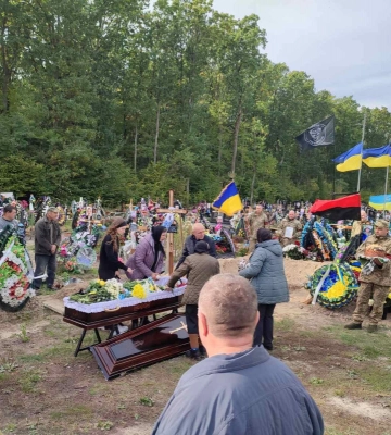 На Волині привітали маленьку донечку Героя, який загинув понад рік тому