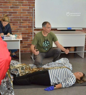 В Днепре педагоги проходят курсы по оказанию медицинской помощи