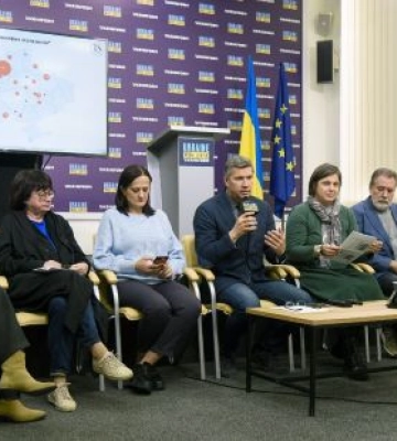 Война стимулировала украинцев читать больше и выбирать книги на украинском языке