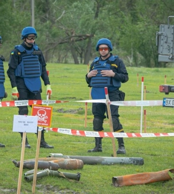 Влада попереджає про можливі гучні вибухи на Київщині