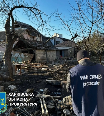 “Рівняють із землею населені пункти”: поліція та ХОВА про обстріли Харківщини