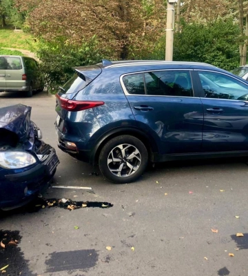 У центрі Луцька зіткнулися Hyundai та Kia 