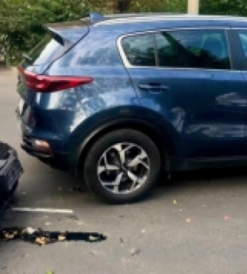 На вулиці Глушець водійка вʼїхала в інший автомобіль