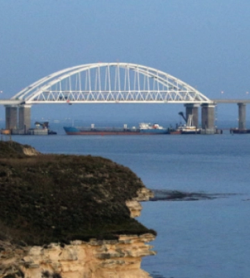 Будувати Кримський міст Росії допомагали чотири голландські компанії, - Reuters
