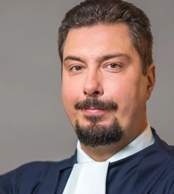 Ексголова ВСУ Князєв орендував квартиру в центрі Києва за тисячу гривень: очільник НАЗК склав протокол