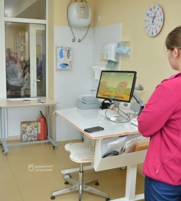 Вчаться заново ходити: у Дніпрі працює унікальний міський реабілітаційний центр для військових