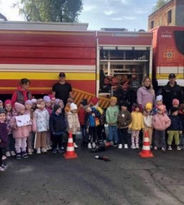 Свідомому та відповідальному ставленню до власної безпеки вчимо змалку - рятувальники Закарпаття