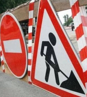 На одній з вулиць Одеси закрили рух транспорту