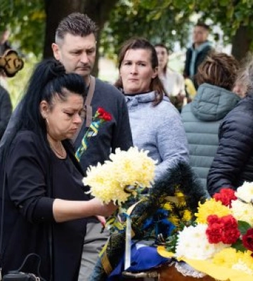 В Ужгороді сьогодні, 13 жовтня, попрощалися із 49-річним Сергієм Диньком