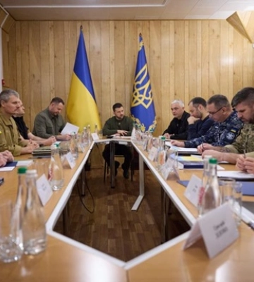 Зеленський прибув до Одеси і провів нараду