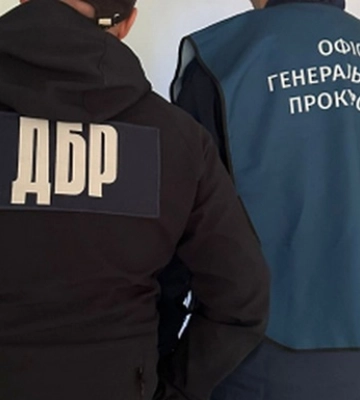 Двух чиновников Одесской таможни задержали за взяточничество