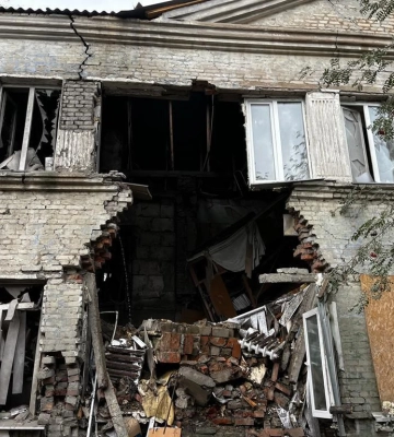 РФ обстреляла центр Покровска: что известно о пострадавших (фото, видео)