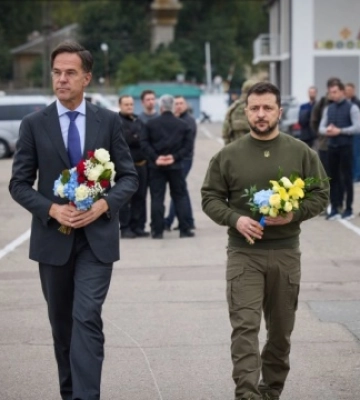 Зеленський в Одесі вшанував пам’ять полеглих воїнів Військово-Морських сил
