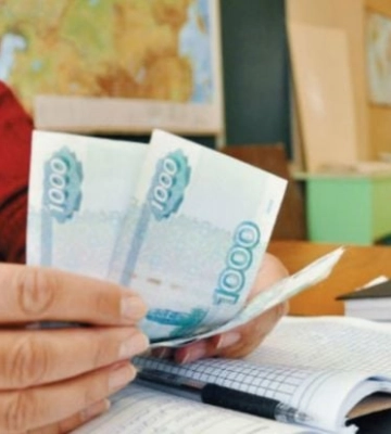 Распечатки вместо учебников и сплошные поборы в школах - родители в Мелитополе задыхаются от беспредела 