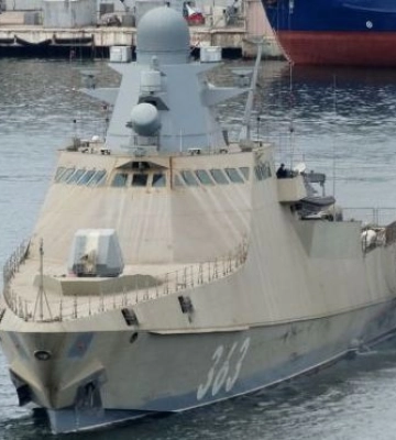 Российский корабль «Павел Державин» подбили второй раз: ВМС раскрыли детали