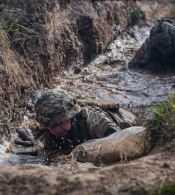 На Чернігівщині на тренуваннях воїни ТРО підвищують психологічну готовність до бою