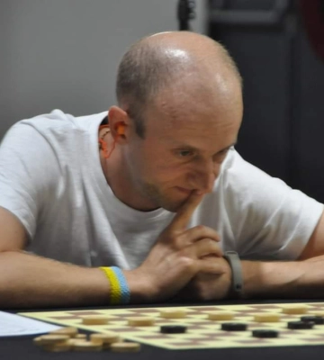 Харьковчанин Юрий Аникеев завоевал «золото» на чемпионате мира по шашкам-100