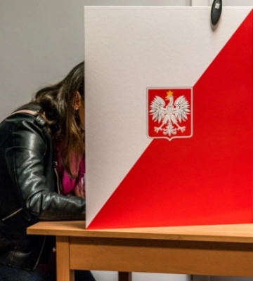 У Польщі стартували парламентські вибори. Одночасно з ними відбудеться й референдум