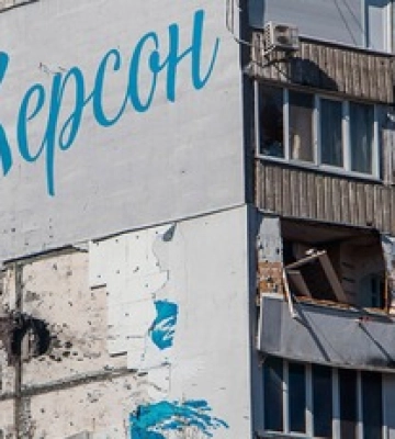 У Херсоні пролунав потужний вибух: в частині міста не стало світла і води