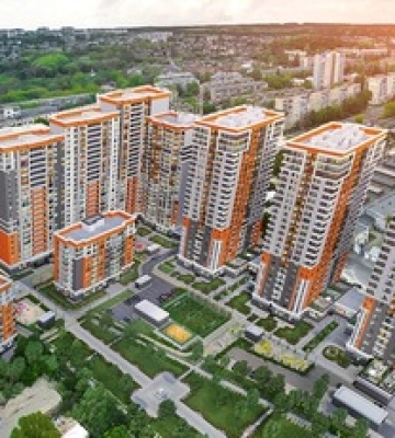 Нова трагедія в Києві: дівчинка-підліток вистрибнула з 22-го поверху, відео