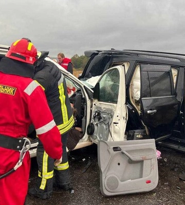Масштабна ДТП на Львівщині: загинули три людини, травмовано п’ятьох